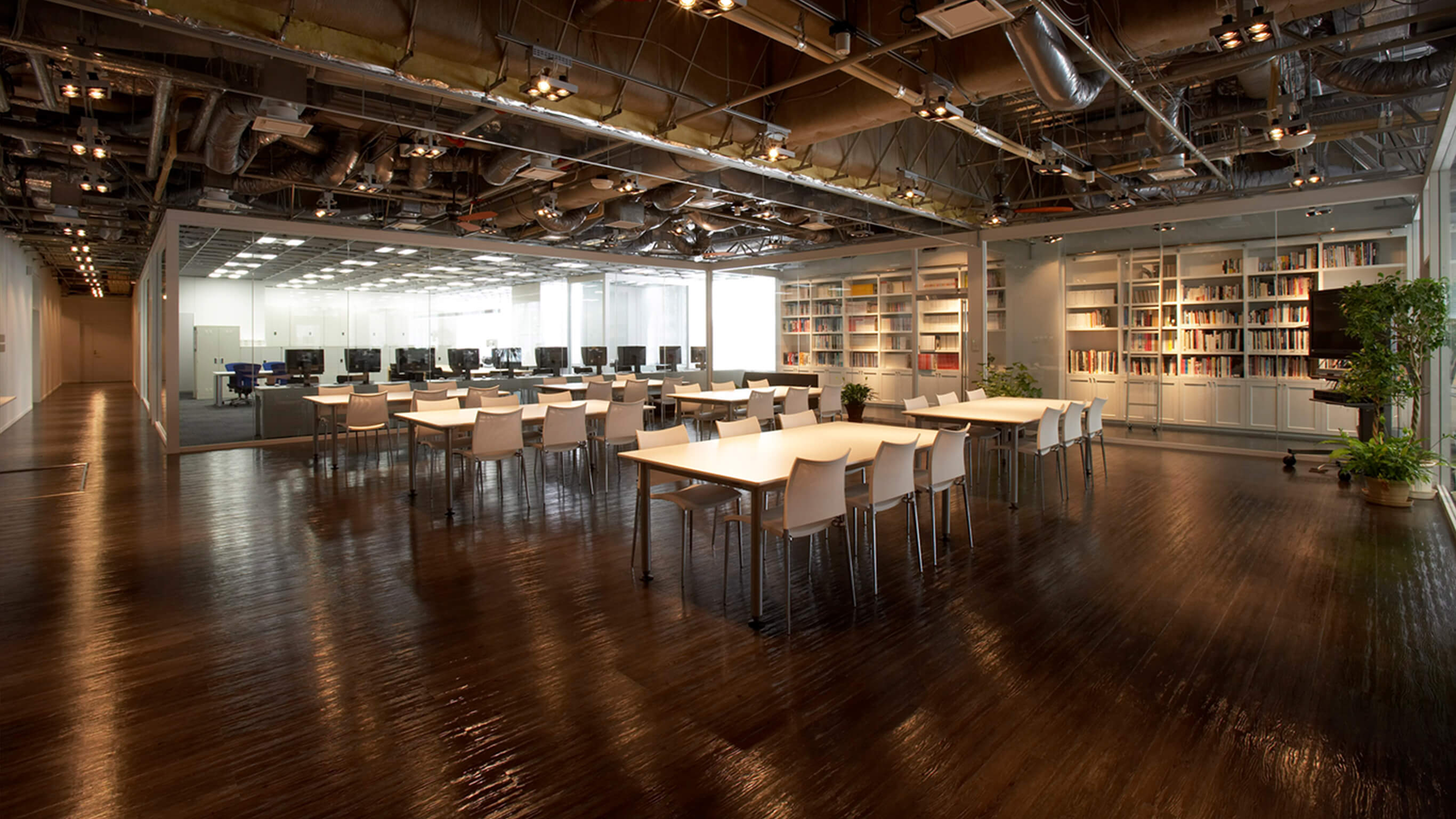 TOYOSU studio